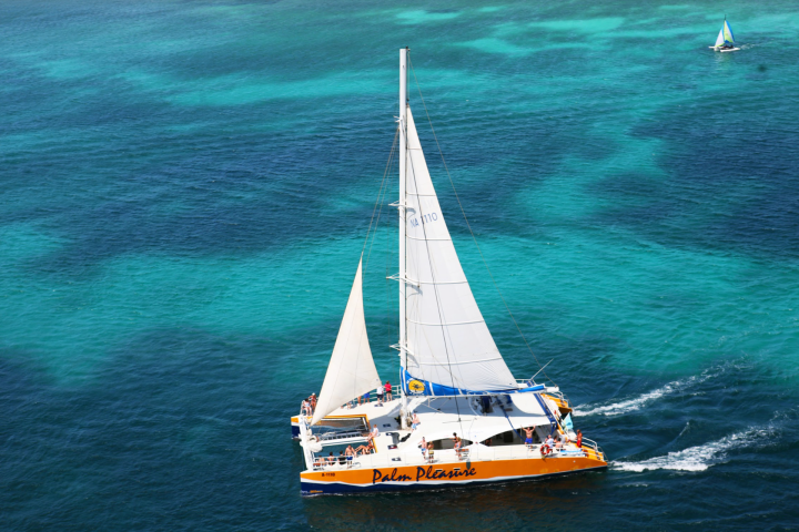 a small boat in a large body of water